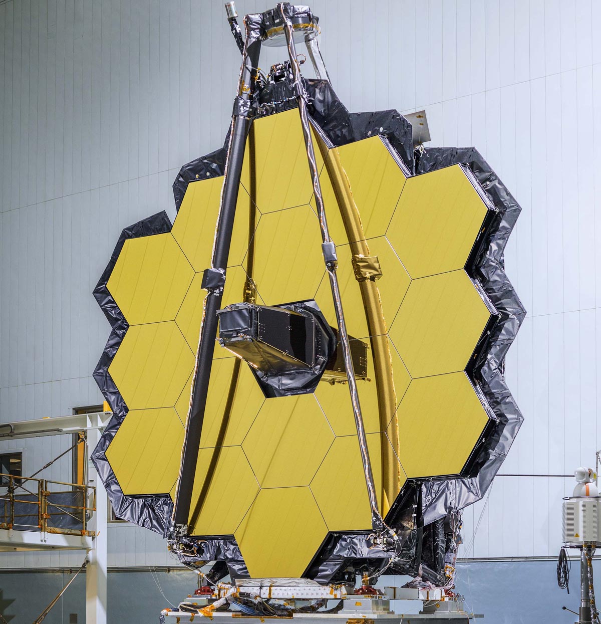 10 James Webb Space Telescope Mirrors Will