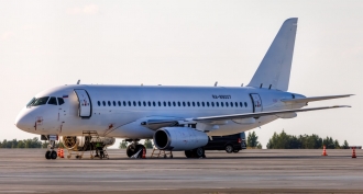 NEW OFFICIAL B級108球 AEROSENSA500 A-S級12球 Карточка самолёта: Сухой · SuperJet 100-95B · RA-89001