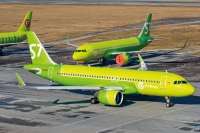Первым российским эксплуатантом ремоторизованных самолетов Airbus A320neo летом 2017 г. стала авиакомпания «Сибирь» (S7 Airlines). К началу этого года она имела уже четыре таких лайнера. Фото: Андрей Чурсин